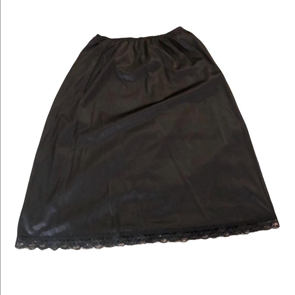 Vintage Black Under-Skirt With Lace Detail Small